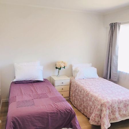 Bright Eden Park Two Bed Townhouse Private Parking Lejlighed Auckland Eksteriør billede