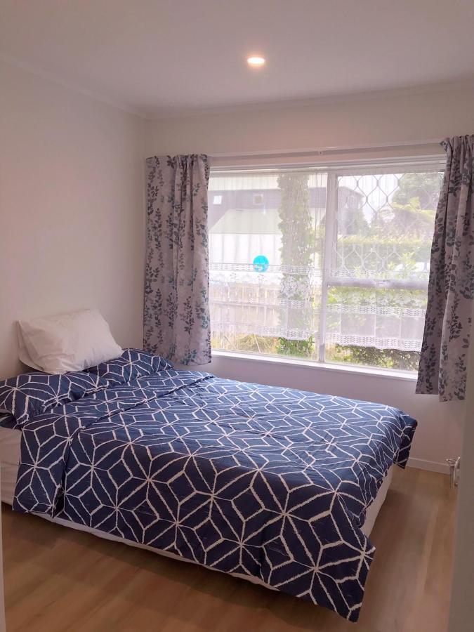Bright Eden Park Two Bed Townhouse Private Parking Lejlighed Auckland Eksteriør billede