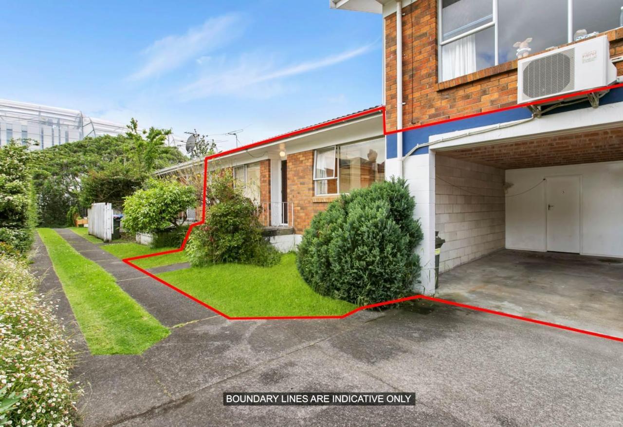 Bright Eden Park Two Bed Townhouse Private Parking Lejlighed Auckland Eksteriør billede